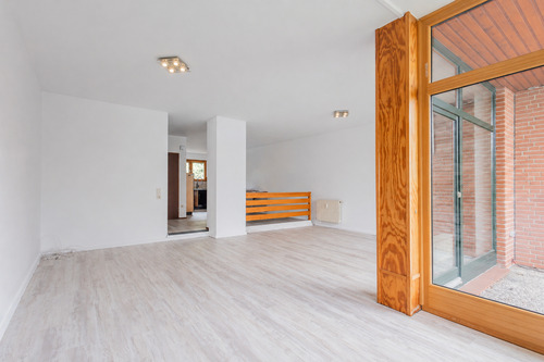 Wohnzimmer Blick zur Küche - 