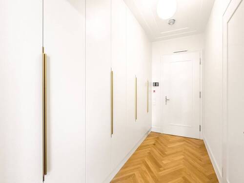 Eingangsbereich - 2 Zimmer Etagenwohnung zur Miete in Düsseldorf