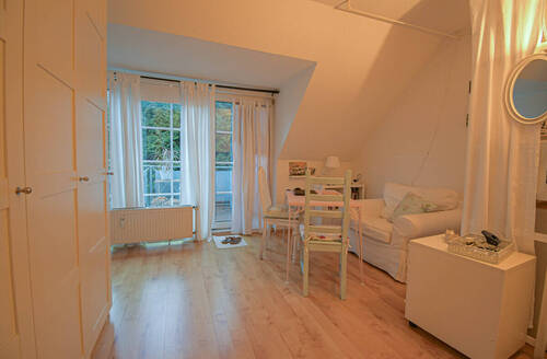 Ansicht - 6096 - Bezugsfreie Dachgeschosswohnung in gefragter und ruhiger Lage von Oldenburg