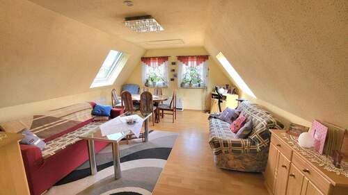 Haus 1, DG, Wohnen - 