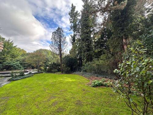 TItelbild - Nur 4300€ pro m²! 204m², 2 Ebenen, Privat Garten und Garage in 1A Lage