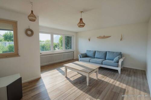 Wohnzimmer, Maritim - (KI generiert) - 2 Zimmer Bungalow in Diepholz