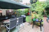 Garten mit Terrasse - 