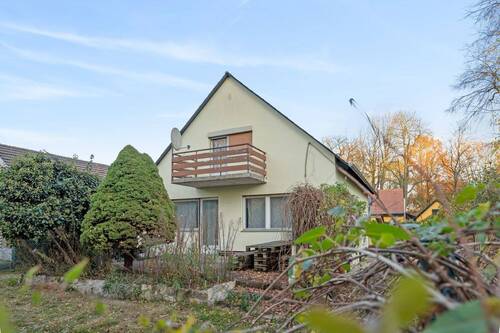 Bild 1 - Gestaltungspotenzial: Einfamilienhaus mitten in Lichtenrade