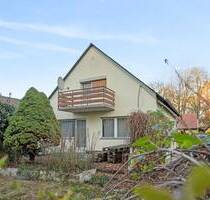 Gestaltungspotenzial: Einfamilienhaus mitten in Lichtenrade - Berlin