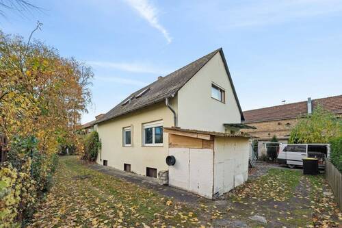 Seitenansicht - 4 Zimmer Einfamilienhaus in Berlin
