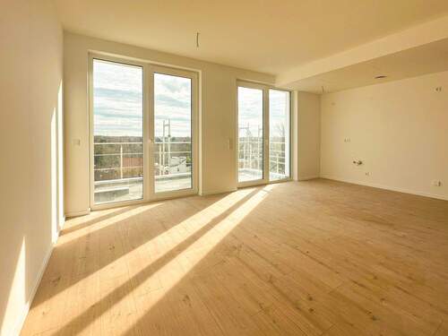 Wohn- und Essbereich mit Terrassenzugang - Etagenwohnung mit 71,60 m² in Leipzig zum Kaufen