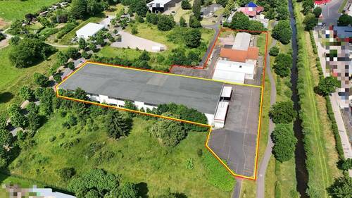 01 Kopie.jpeg - große Produktionshalle mit ca. 3.600 qm Nutzfläche in Eisenach zu verkaufen