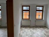 Zimmer EG - 1 Zimmer Mehrfamilienhaus, Wohnhaus in Lößnitz