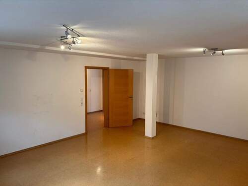 Raum 1.jpg - Etagenwohnung mit 77,00 m² in Dettelbach zur Miete