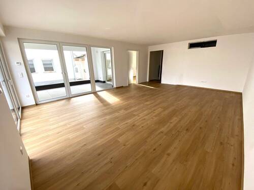 Wohn-Ess-Kochbereich - 2 Zimmer Etagenwohnung zur Miete in Möttingen