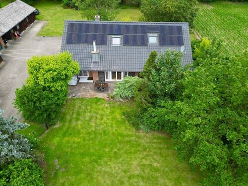 Drohnenaufnahme Haus Dorfbauerschaft (7).JPG - 
