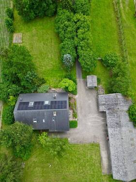 Drohnenaufnahme Haus Dorfbauerschaft (9).JPG - 