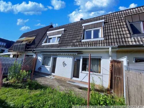Rückansicht - 5 Zimmer Reihenmittelhaus in Ettlingen