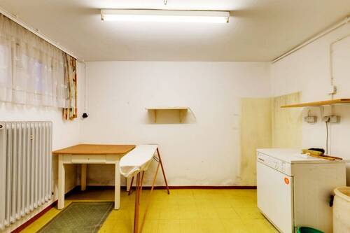 Waschküche / Bügelraum im UG - 