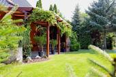 überdachte Terrasse - 6 Zimmer Mehrfamilienhaus, Wohnhaus zum Kaufen in Machern