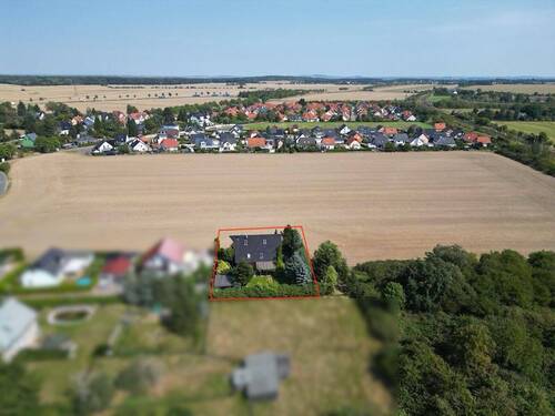 Luftbild - 6 Zimmer Mehrfamilienhaus, Wohnhaus in Machern