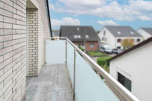 Balkon - 2 Zimmer Etagenwohnung in Solingen