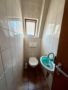 WC - 