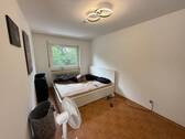Schlafzimmer 1. OG - 