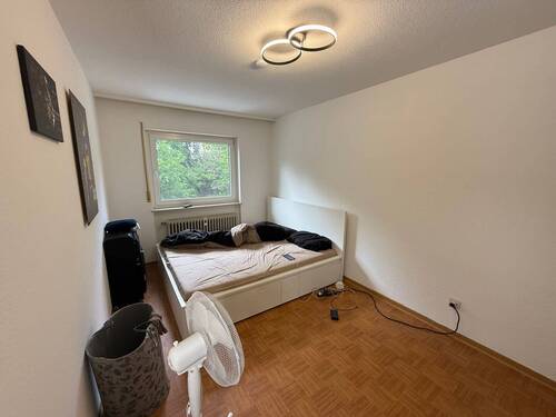 Schlafzimmer 1. OG - 