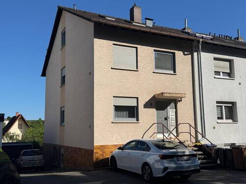 Außenansicht - Sehr gepflegtes und gut vermietetes Mehrfamilienhaus