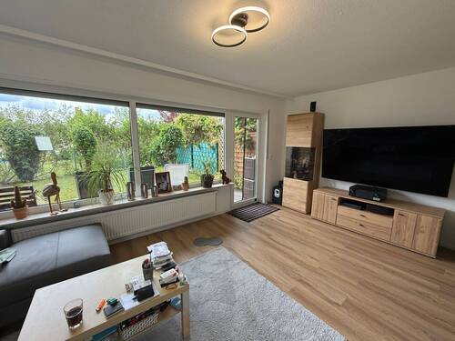 Wohnzimmer UG - 7 Zimmer Reihenendhaus in Kaiserslautern