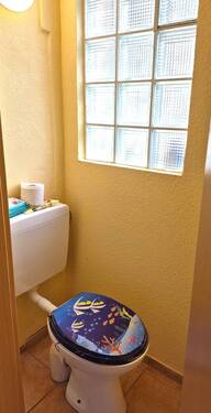 Gäste-WC im Erdgeschoss - 
