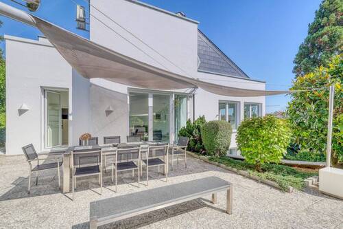 Terrasse mit Esstisch Süd-West - 