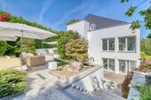 Terrassen- und Außenanlage Süd-West - Traumhaftes Architektenhaus - top gepflegt in naturnaher, ruhiger Lage im Walzbachtal