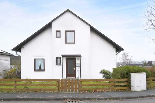 Ansicht des Hauses Straßenseite - 