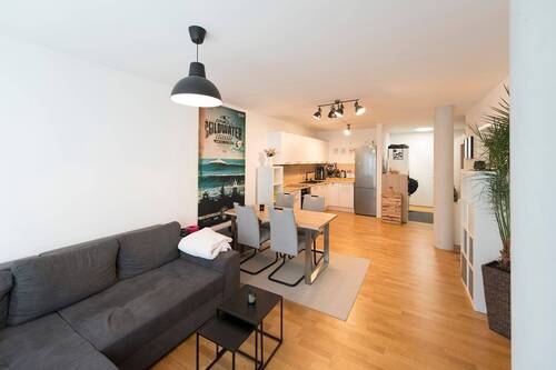 Referenzfoto: Wohnen/Essen/Kochen - 2 Zimmer Etagenwohnung zum Kaufen in Ulm