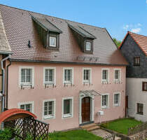 ++Familienhaus plus Zukunftsfläche: ca. 190 m² Wohnfläche, 188 m² Nebengebäude & viel Potenzial++ - Neustadt in Sachsen