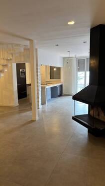 Wohnzimmer - Etagenwohnung mit 119,00 m&sup2; in Offenbach am Main zur Miete