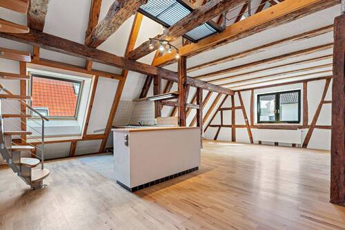 Mittlere Wohnung - Wohn- und Essbereich - 