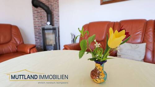 Wohnzimmer mit Kamin - 