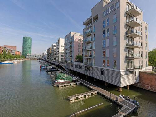Gebäudeansicht vom Westhafen - 4 Zimmer Etagenwohnung in Frankfurt am Main