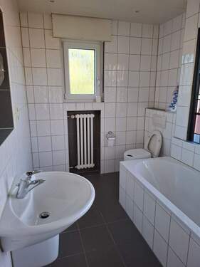 Bad EG - Büro in Neukirchen-Vluyn zum Kaufen