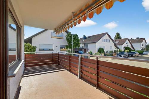 Balkon Erdgeschoss - 6 Zimmer Etagenwohnung zum Kaufen in Stutensee