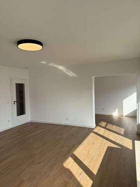 Wohnzimmer Übergang Küche - 