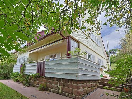 Großer Balkon mit Zugang zur seitlichen Terrasse - 