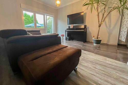 04_Wohnzimmer - Mehrfamilienhaus, Wohnhaus mit 173,50 m² in Mülheim an der Ruhr zum Kaufen