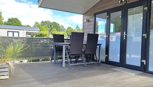 Terrasse - Mehrfamilienhaus, Wohnhaus zum Kaufen in Scharbeutz