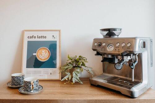 Küche mit Kaffeetisch - 