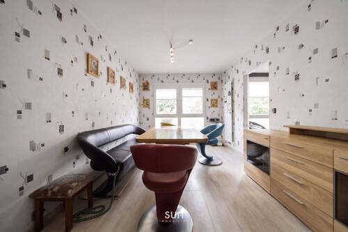 WOHNZIMMER - 