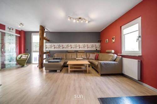WOHNZIMMER - 
