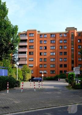 Außen - Hochwertige 2-Zimmerwohnung in bester Lage von Neuss - Balkon, Aufzug inklusive