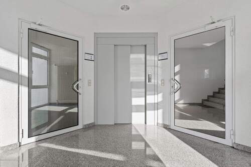 Zugang inkl. Aufzug - 