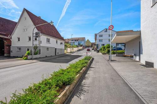 Außenansicht - 4 Zimmer Mehrfamilienhaus, Wohnhaus zum Kaufen in Ingersheim