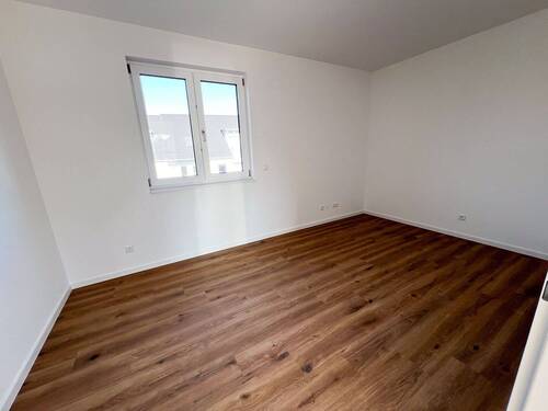 Zimmer 2 - 